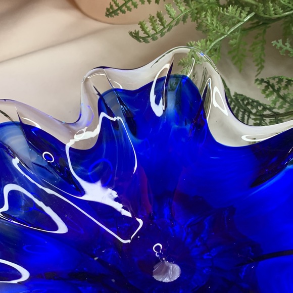 Stunning signed cobalt blue and clear Venetian art glass dish - Picture 4 of 11